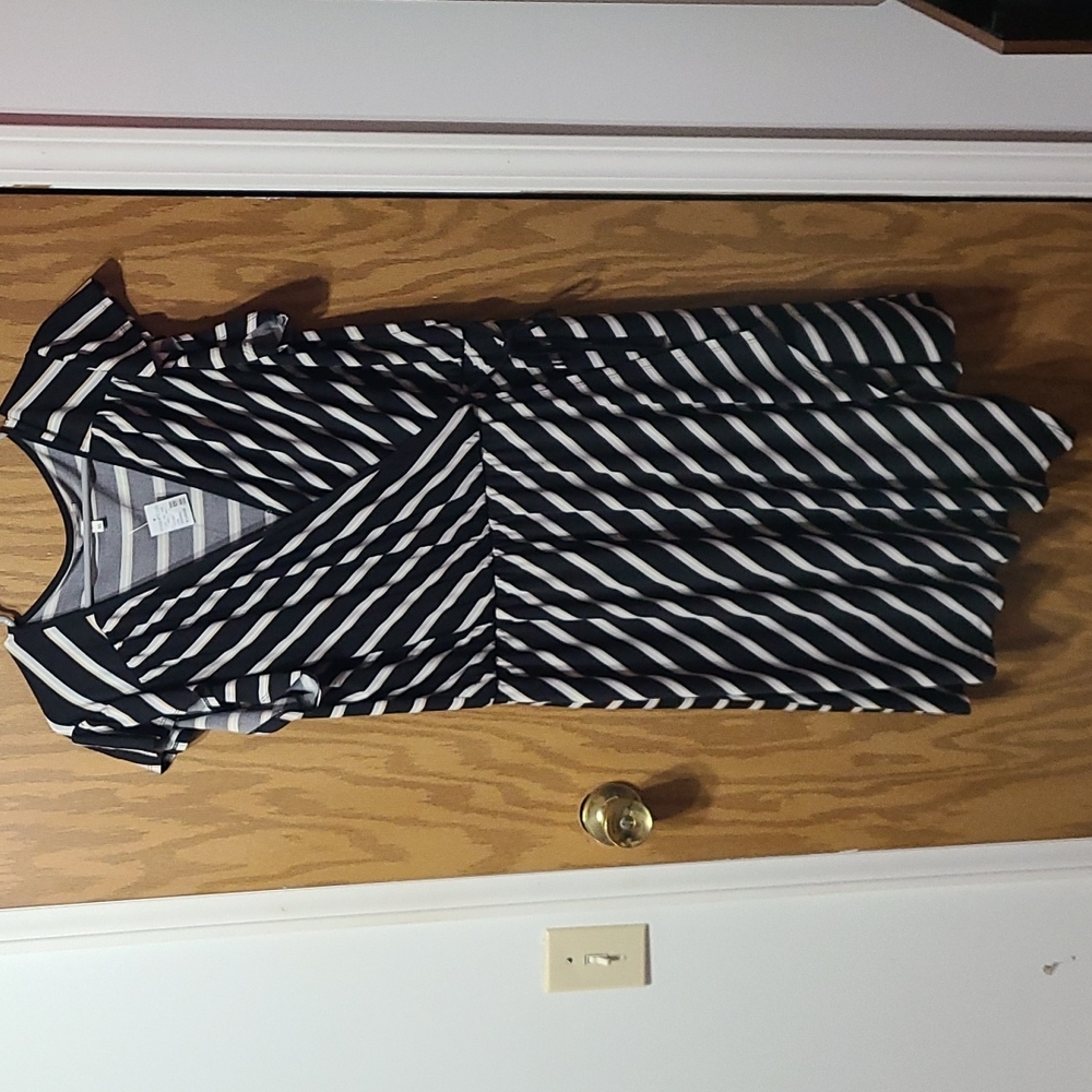 Closet clear out Maurices Faux Wrap Dress